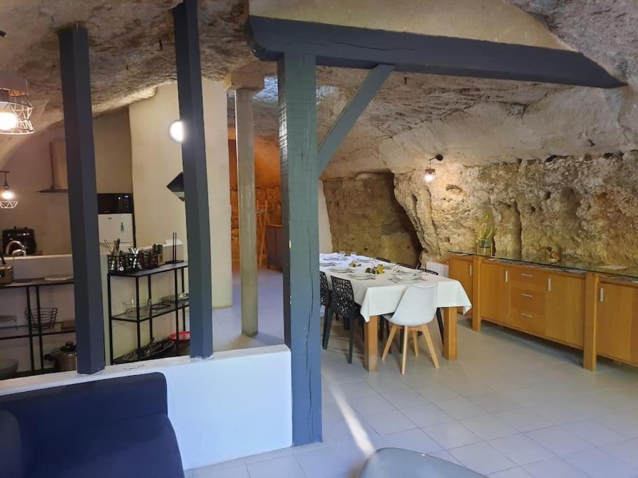 Maison Troglodytique Doue La Fontaine 외부 사진