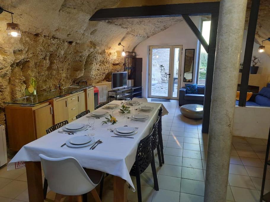 Maison Troglodytique Doue La Fontaine 외부 사진